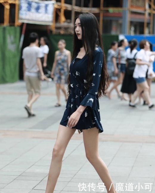 『扭到』用“筷子”当鞋跟, 1米5的升到180, 这样走路不怕扭到脚吗?