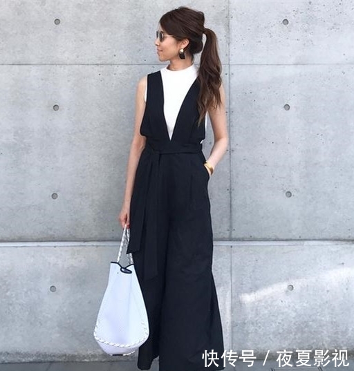  「搞定」早春衣服怎么搭？照下图这样穿，上班休闲，一套就搞定