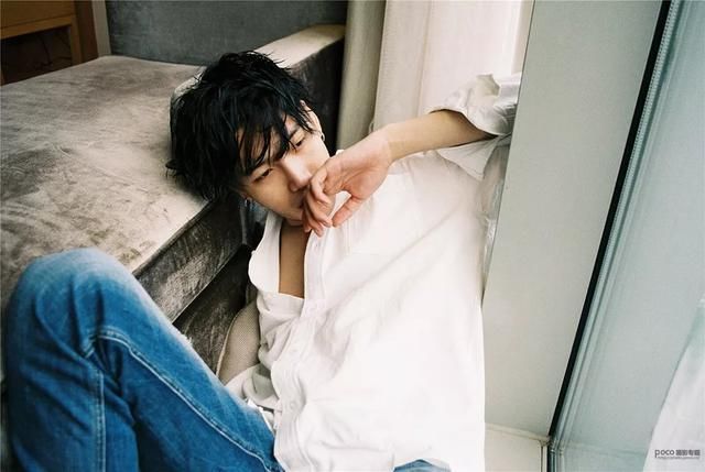 男生这样拍，路人甲秒变行走的画报!