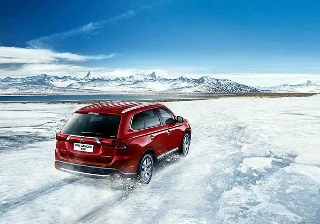  『欧蓝德』15万元落地的SUV，这几款日系省油还空间大