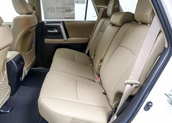 『硬朗』硬朗大气,丰田中大型SUV
