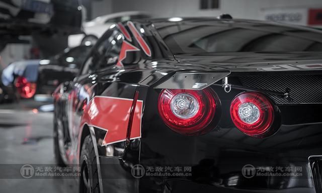  『GT』武装到牙齿 最强直线加速GT-R