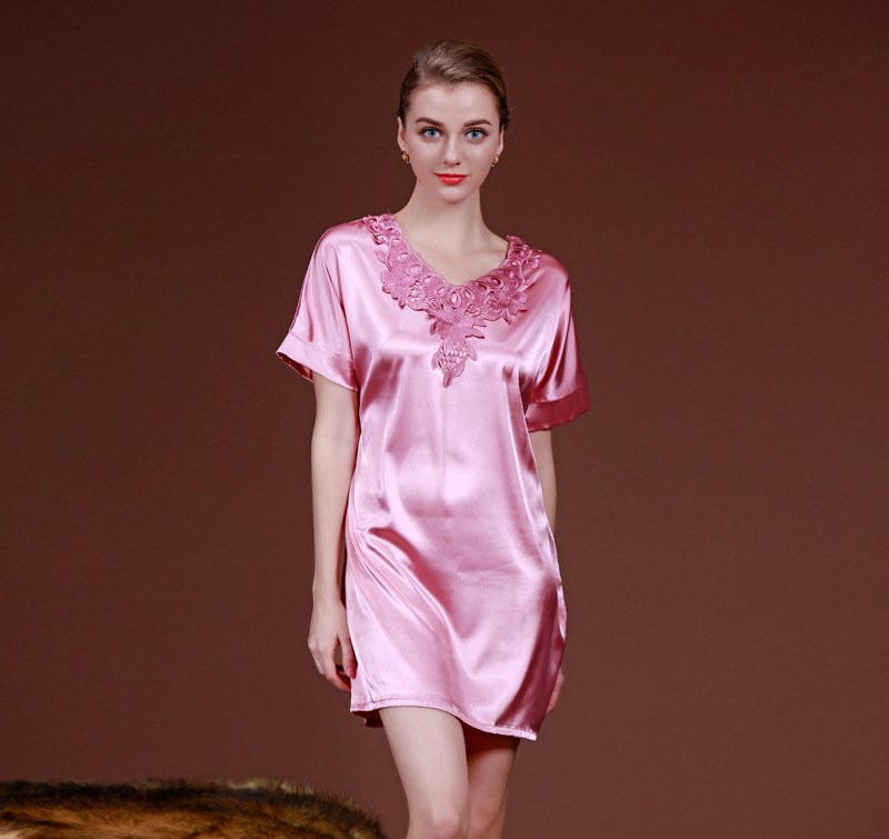 媳妇洗澡后一定要穿个”它“，清凉又迷人，我给她满分没得说