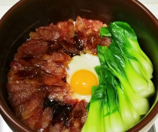 试一下■简单容易做的腊肠饭,好吃又方便,快来试一下吧
