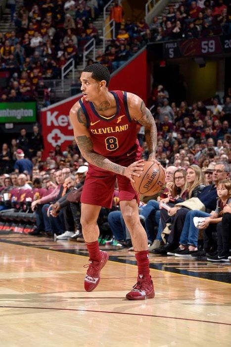 对阵老鹰，乔丹克拉克森亲穿团队配色Nike KOBE A.D.登场