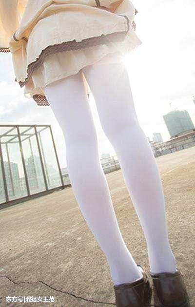 完美玉腿, 怎么可以少了丝袜的点缀