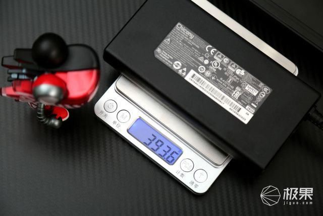 尺寸■十代酷睿i7+大尺寸高刷电竞屏,游戏发烧友亲测,你想要的它都有~