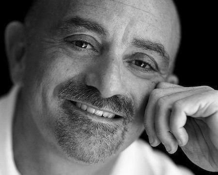 她在衰落之时被温州大佬收购，如今竟然位居女装品牌前列?牛逼!