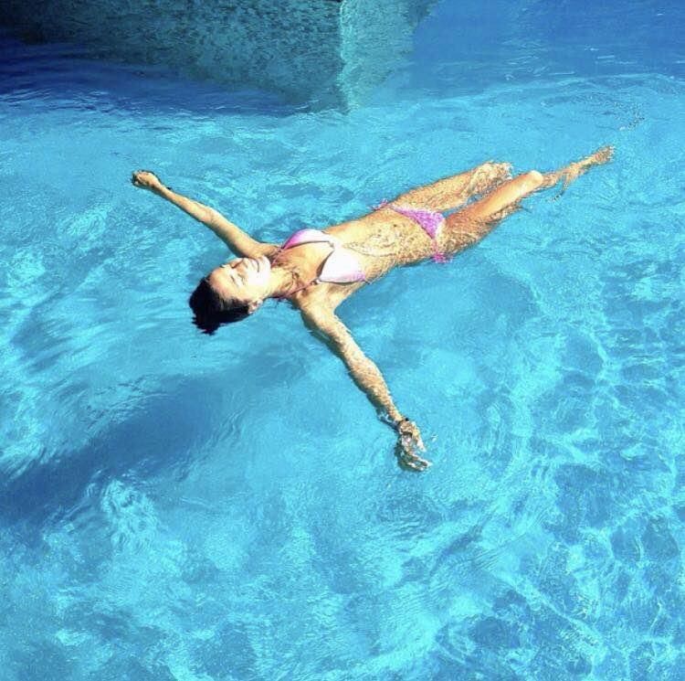 没有大胸一样魅惑人心让你目不转晴的模特小姐姐真的不心动么