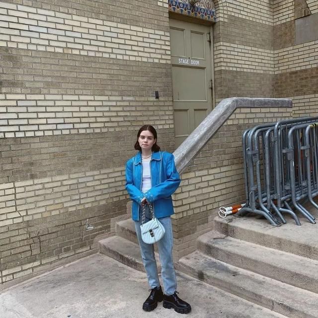  『并拢自然站』一条完美的牛仔裤长什么样子？