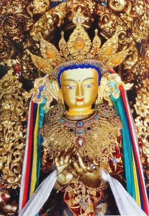 比故宫还壕的宫殿：厕所300年不打扫，最好的藏传文玩都在这儿