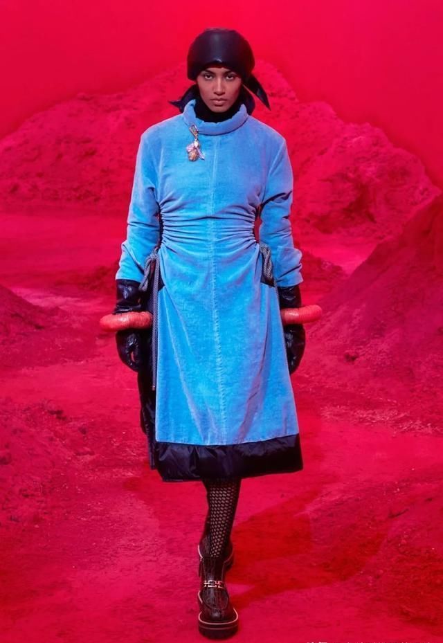 设计师@2020秋冬 Genius 系列：多个天才设计师的合作系列，MONCLER