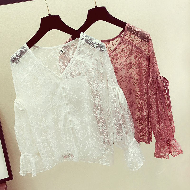 难怪老婆入秋也不穿连衣裙，原来是这“雪纺衫”，已经美成了风景