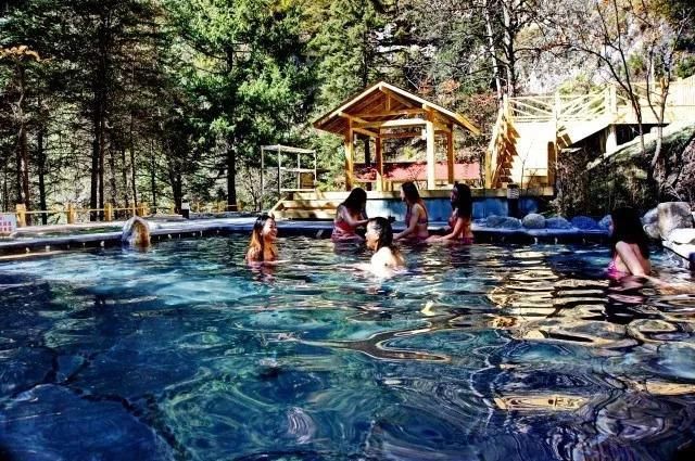 彩林之秋毕棚沟 | 赏秋要趁早!9月份就可以来这里赏红叶彩林了