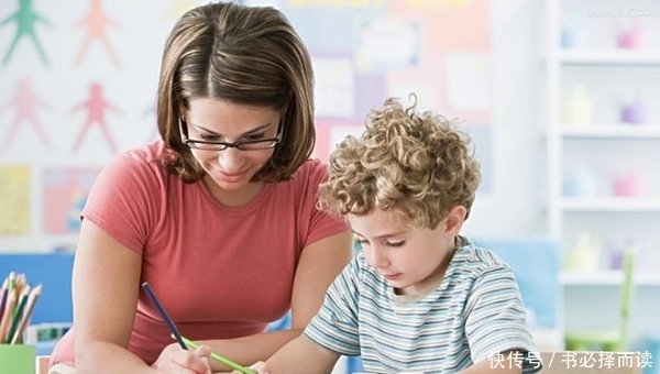  [内心]孩子内心过于脆弱？内心强大的孩子，背后都站着这样的父母