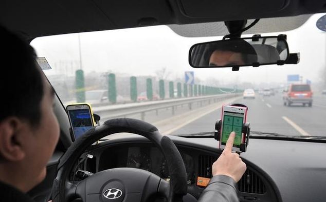  义务工■县城打不到车，滴滴司机，不赚钱谁当义务工？