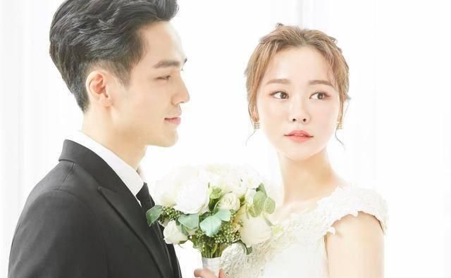  #能上桌吃饭#“新媳不上桌这是规矩”儿媳不吵不闹一句话，婆婆立威失败反丢脸
