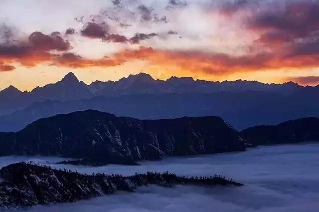 川西又一个摄影圣地，不同景色流转四季，美得不要太过分