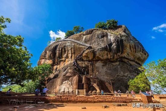 将200米高巨石打造成皇宫，被称为世界第八奇迹，让人不可思议