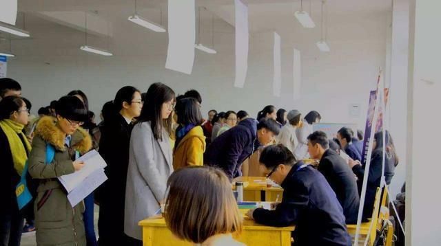  金饭碗■2020高考预估:到2023年,这6个专业会“缺人才”,毕业有金饭碗