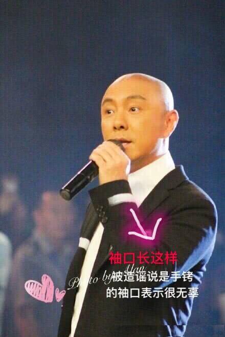 张卫健吸毒被抓系造谣 白色袖口被P成手铐 网友都乐了！