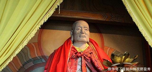 山西“神秘”寺庙，经专家鉴定，庙中12座“佛像”都是包骨真身！