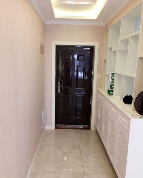  『简洁』新房装修10W，卧室全贴墙纸简洁明快，玄关很霸气，值吗？