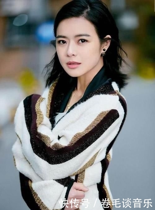 日常:“最美女主持”陈辰晒日常视频,素颜状态好,40岁美如少女