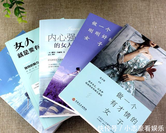 「睡前」睡觉前是女人护肤黄金期,夜间护肤不能忘,正确护肤要掌握这4步