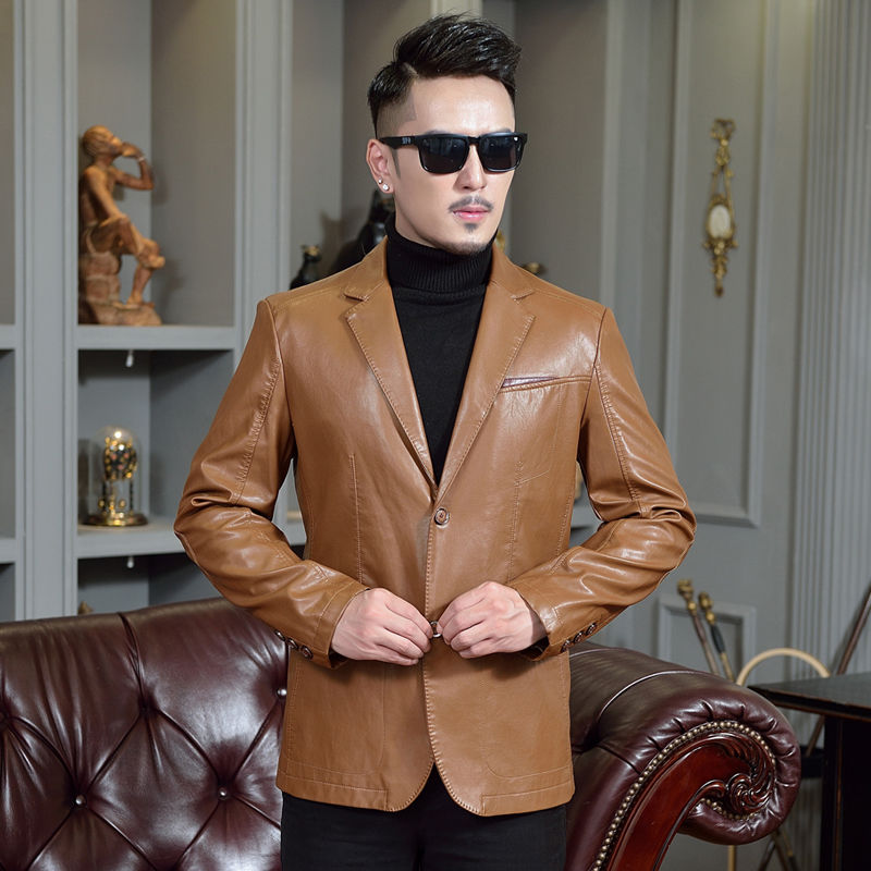 等我发工资了，一定要买这件“皮衣外套”，十件风衣都抵不上它