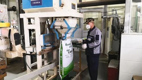 鸡骨头是湿垃圾，多久可降解？记者“堆肥”48小时后，看到的竟是