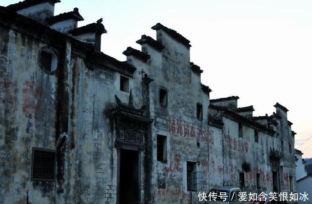  大宅|国内“最牛”豪门大宅，一栋房子就是一个村，下雨都不用打