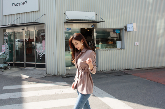 女神孙允珠，奶茶抹色花薰麦香街头小西装