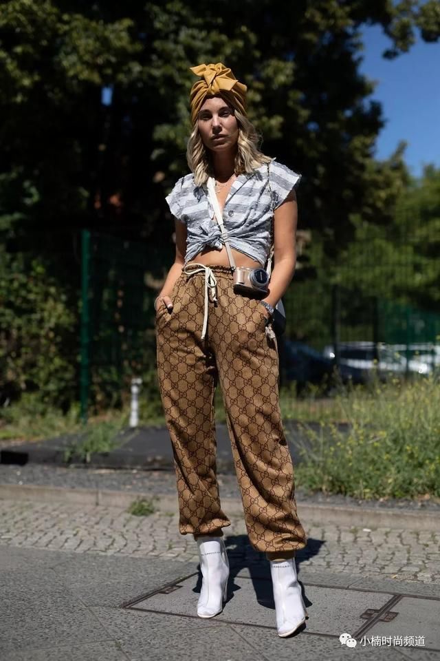 跟随德国女人的脚步，穿出颠覆着装法则的强势风格