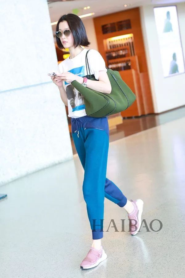 刘诗诗击破离婚传闻!周迅窦靖童这是什么情况?【海报街拍】