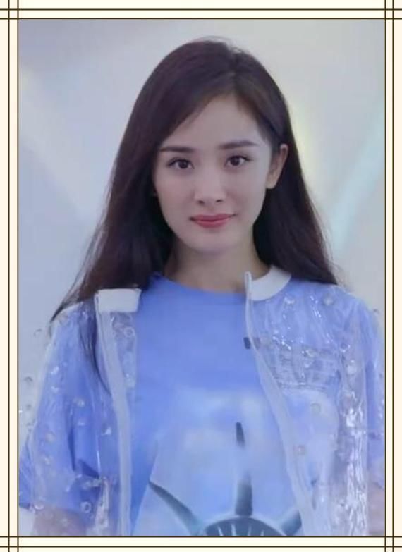 杨幂就是杨幂！塑料雨衣都能穿出超模范，网友：带货女王果然厉害