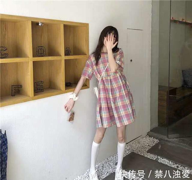  『分散注意力』微胖女生怎么穿？你get到几套！不会搭，照着做也能显瘦又好看