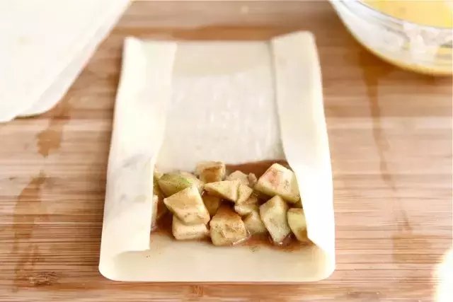  「白吃」馄饨皮，其实可以这样吃，我觉得以前的馄饨已经白吃了！