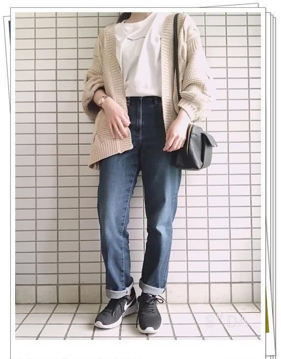  『优衣』日本奔四的女人怎么穿优衣库？15个造型示范如何穿出轻熟风
