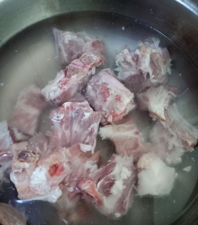  [必不可少]它是天然“黄体酮”，隔三差五吃，皮肤紧致，素颜都很美