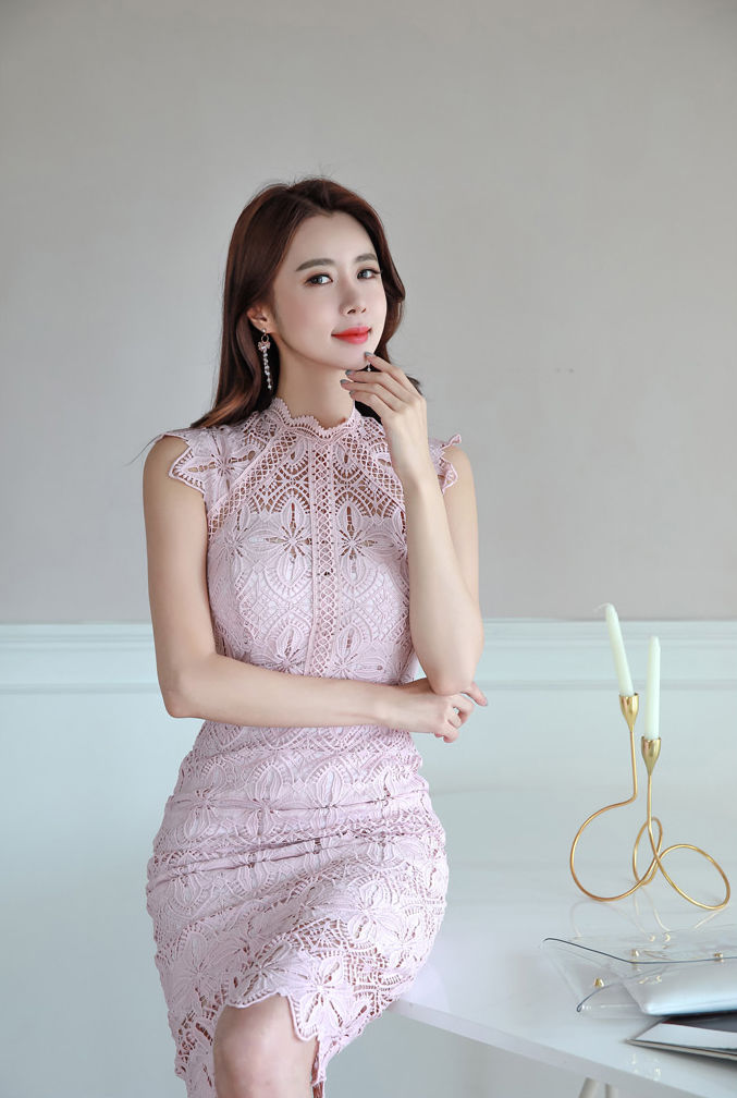 情恋圣布里厄刺绣镂空衣裙