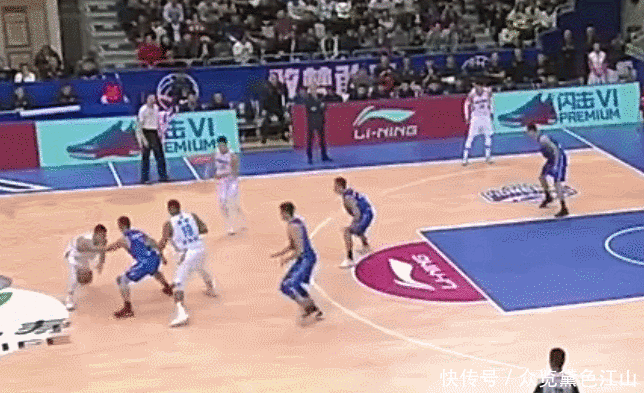 林书豪在cba打了几场