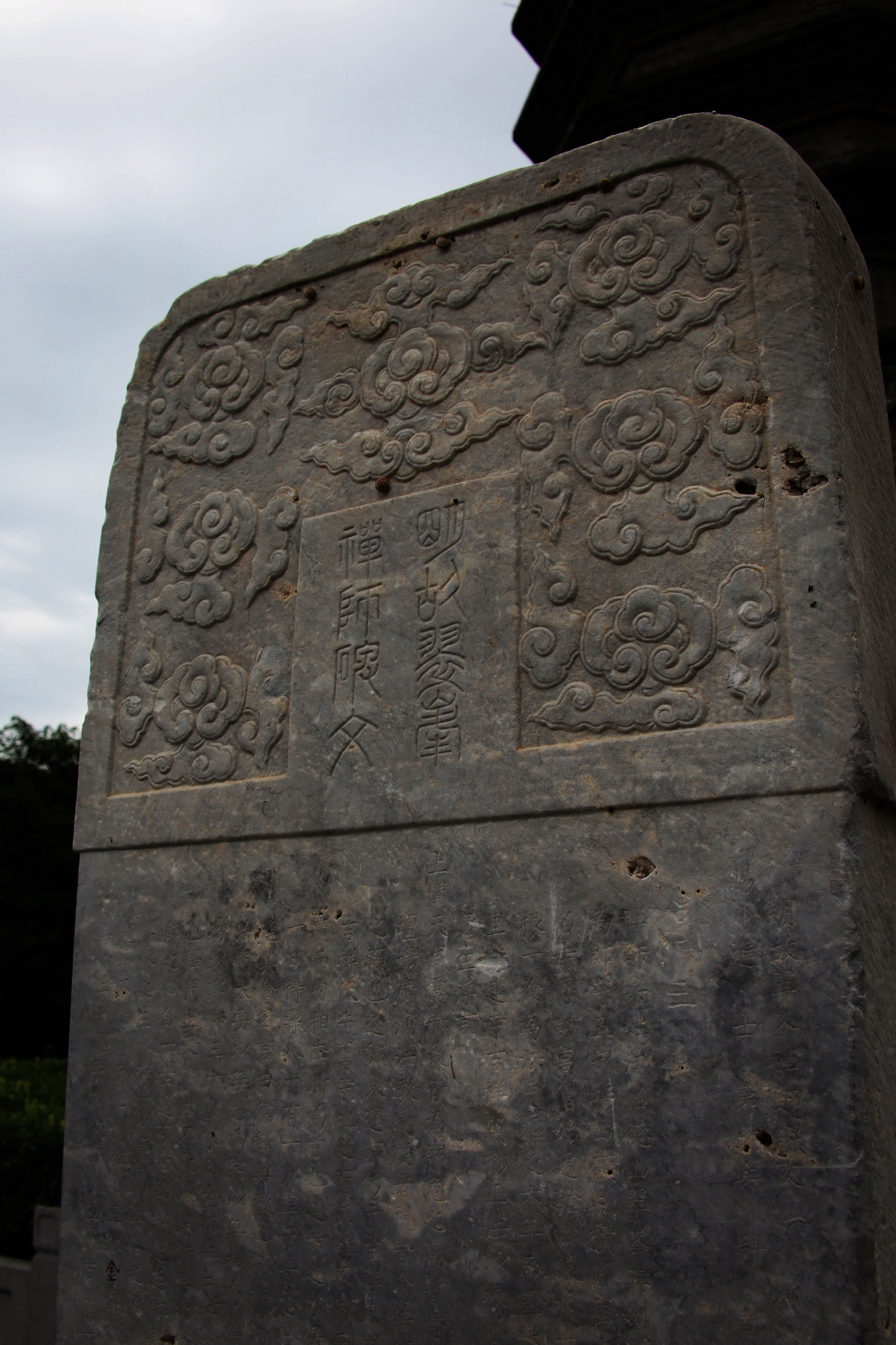 北京市区里:竟然有一座11层楼高佛像