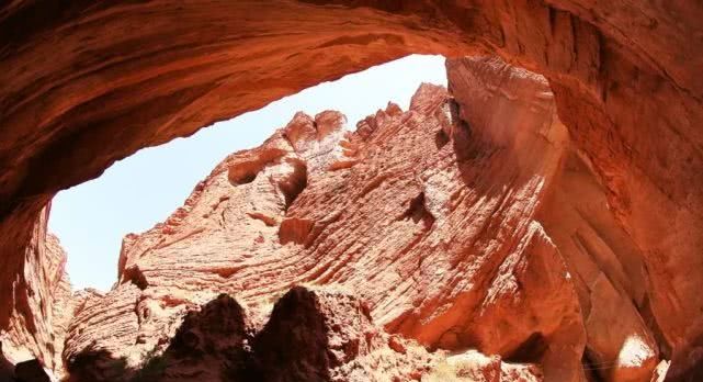 中国绝美公路+仙境北疆13日落地自驾游