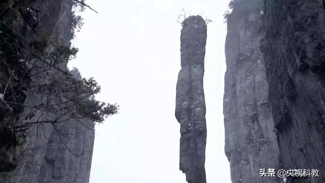 中国影像方志|恩施：大峡谷清江画廊美不胜收 土家族百米长宴歌声