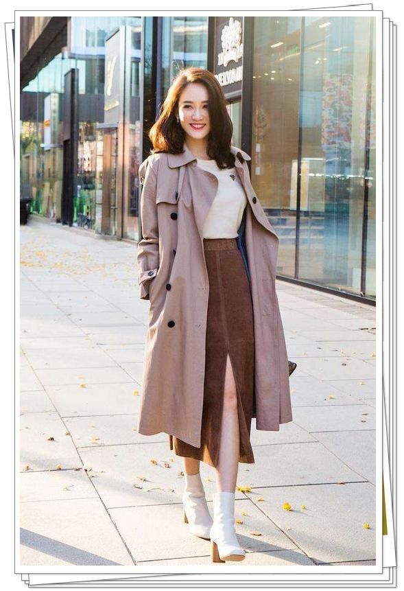 39岁陈乔恩机场穿一件长款白衬衫似路人，网友：可惜了好身材！