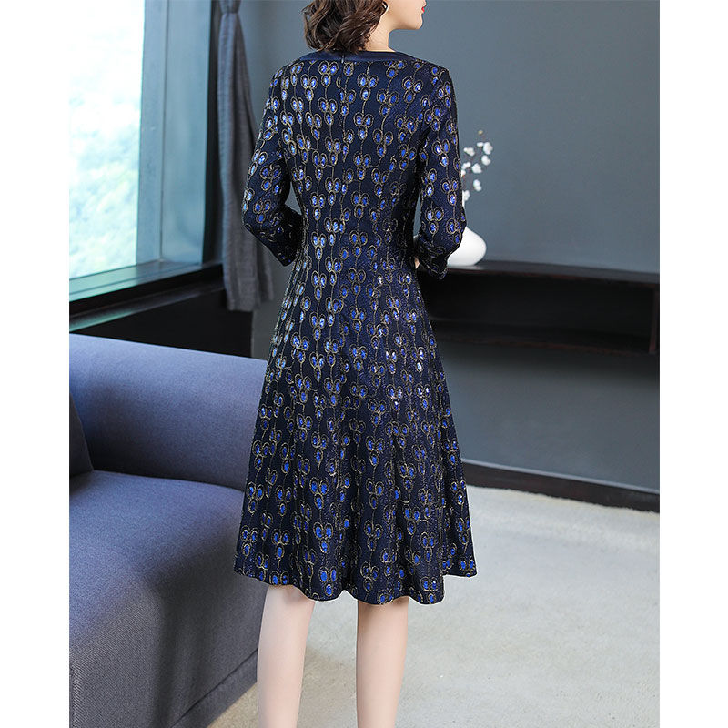 谁又能想到!这酒红、纯净蓝美裙这么好看，显瘦肤白，女人味十足