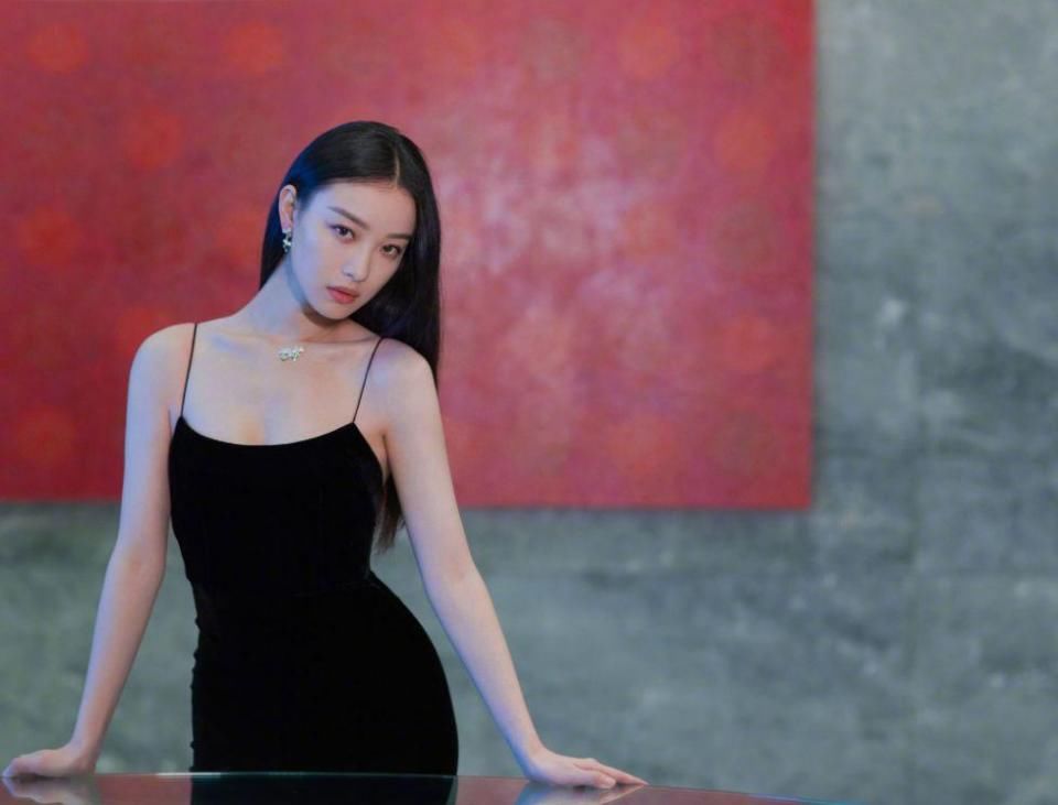 一周造型红黑榜:女明星剃个寸头?可行么