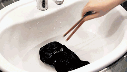 闷热、走光拜拜!夏天我只要清凉好穿的“隐形”抹胸内衣!