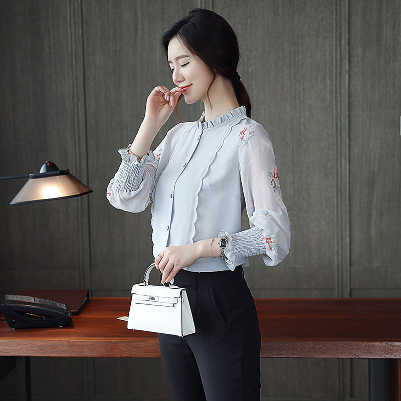 九月新出的“秋衫”，简直太洋气了，时髦又透气，美爆了